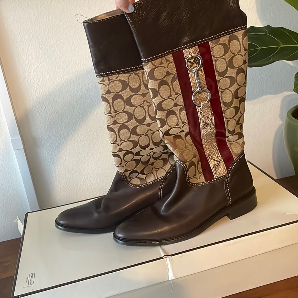 Coach boots